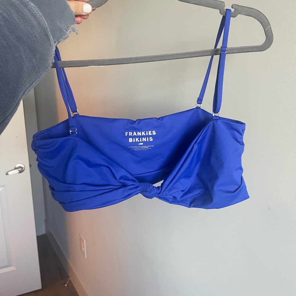 Frankie’s bikini